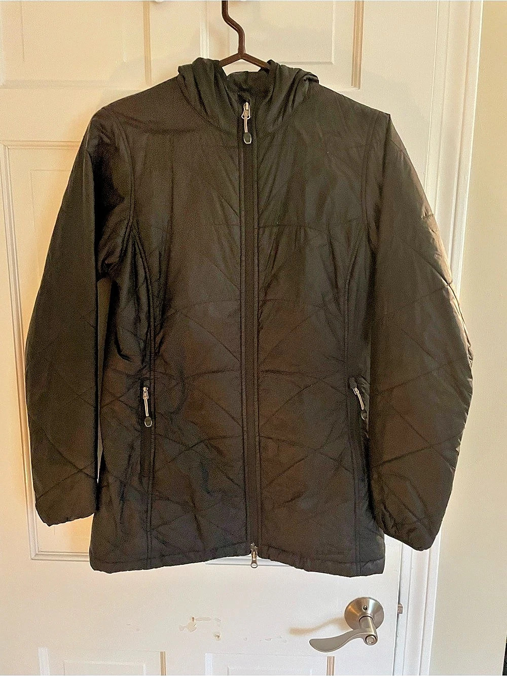 L.L.Bean Women’s Black Hooded Down Alternative Jacket size S